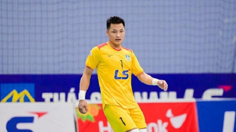  Thủ môn Top 10 thế giới của Việt Nam lên bàn mổ, vắng mặt ít nhất 6 tháng